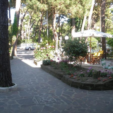 Hotel Promenade Milano Marittima Exterior foto