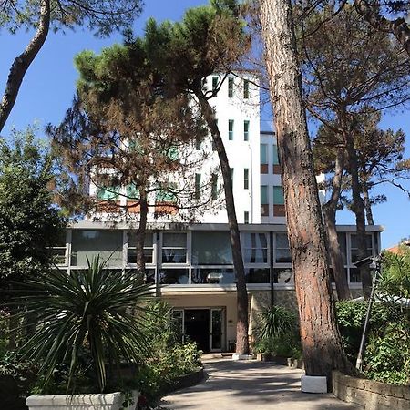 Hotel Promenade Milano Marittima Exterior foto