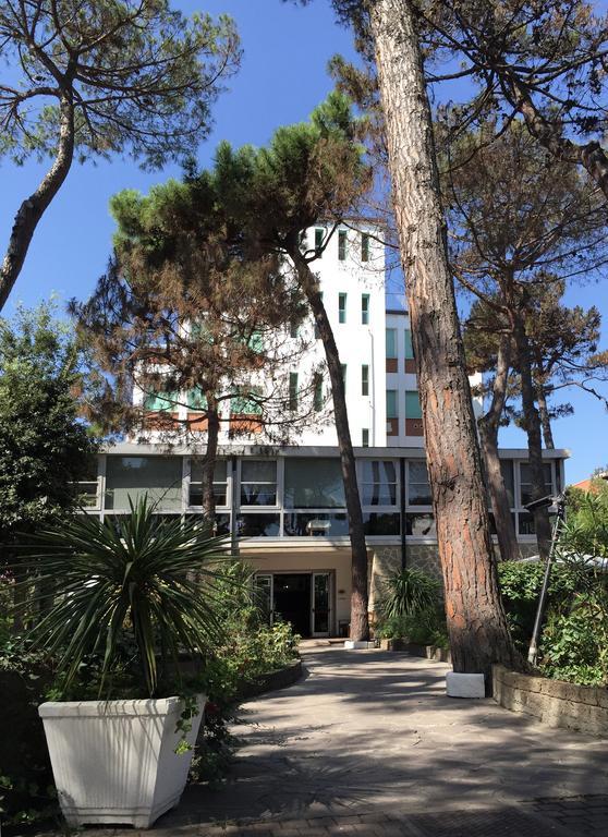 Hotel Promenade Milano Marittima Exterior foto